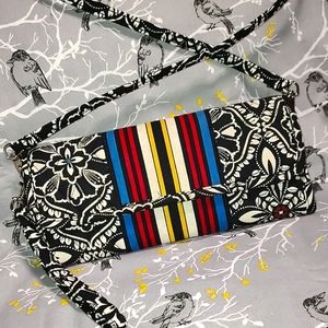 Barcelona Sleek Crossbody tri-fold wallet